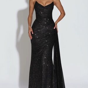 ASHIKA MAXI DRESS - BLACK SPARKLE